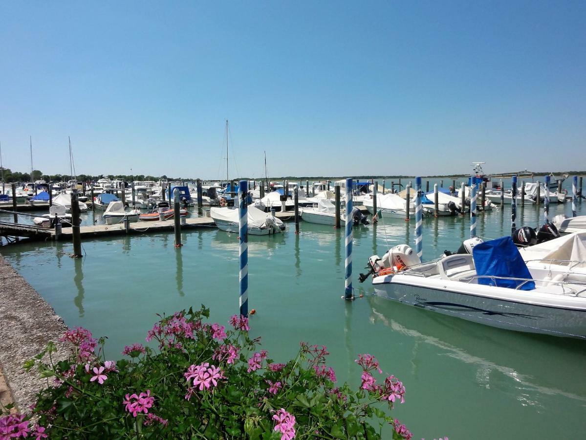 Girasole - Appartamenti Bibione Exteriör bild
